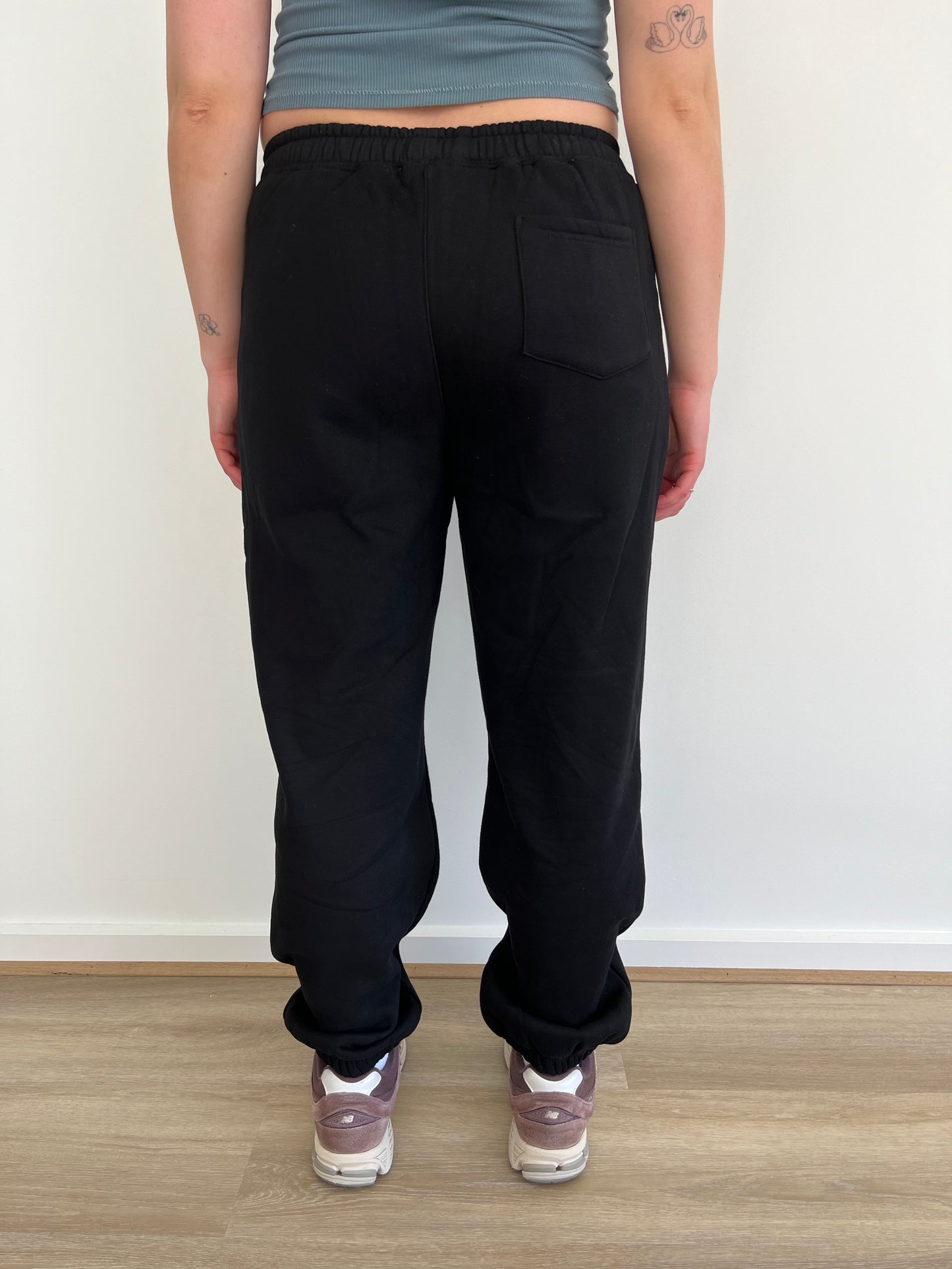 On Surfari Track Pants - Midnight