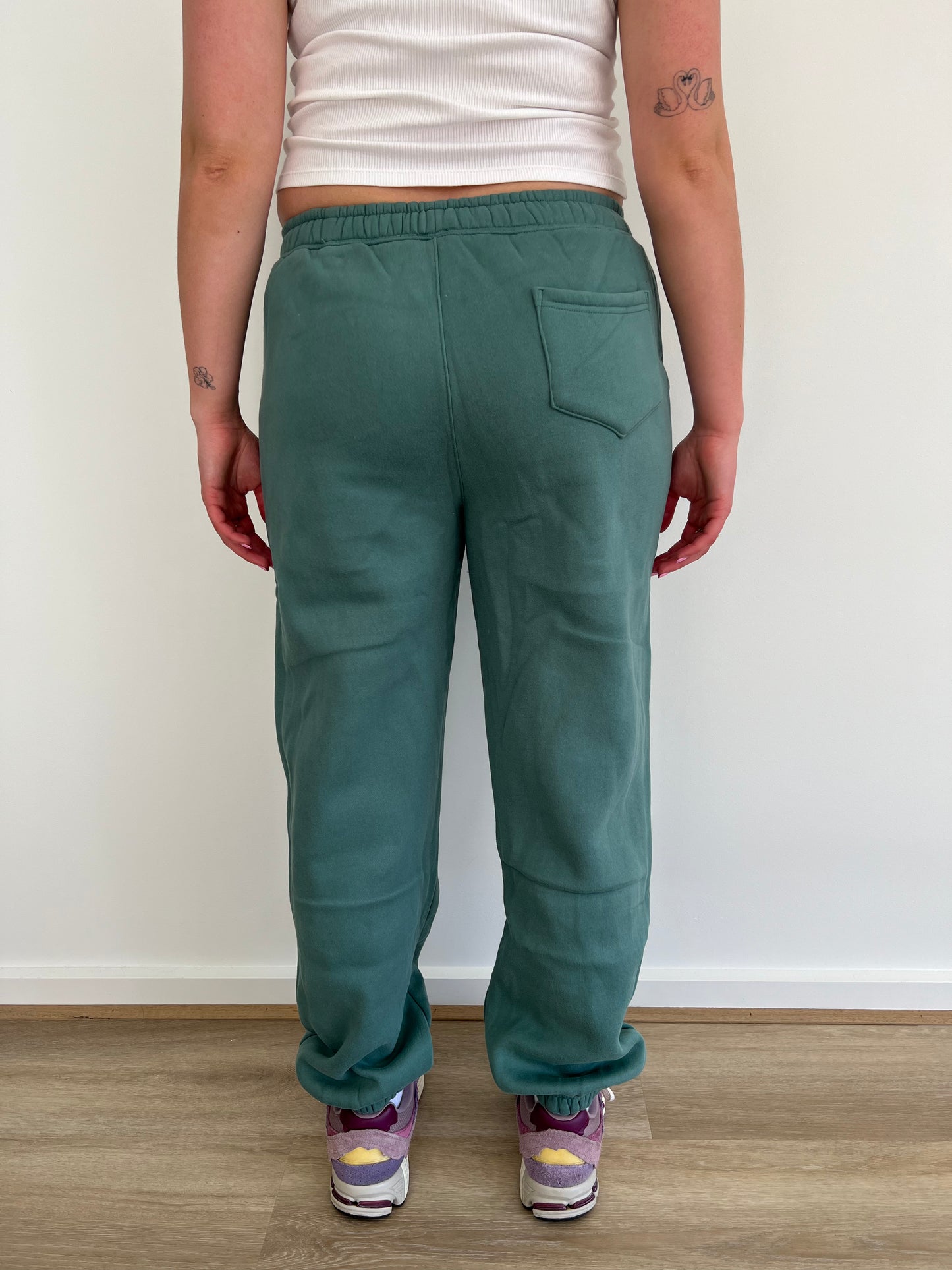 On Surfari Track Pants - Sage
