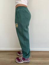 Load image into Gallery viewer, On Surfari Track Pants - Sage
