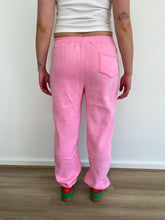 Load image into Gallery viewer, On Surfari Track Pants - Dolly Pink
