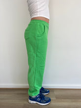 Load image into Gallery viewer, On Surfari Track Pants - Green Apple
